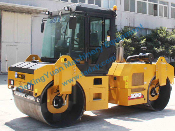 c鿴ԔϢ}XD85 Hydraulic Double Drum Vibratory Compactor xΔ1924