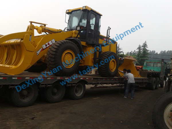 c鿴ԔϢ}Large loader transport xΔ1677