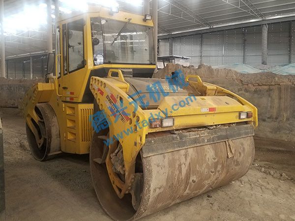 c鿴ԔϢ}RBW203AD·C xΔ1600